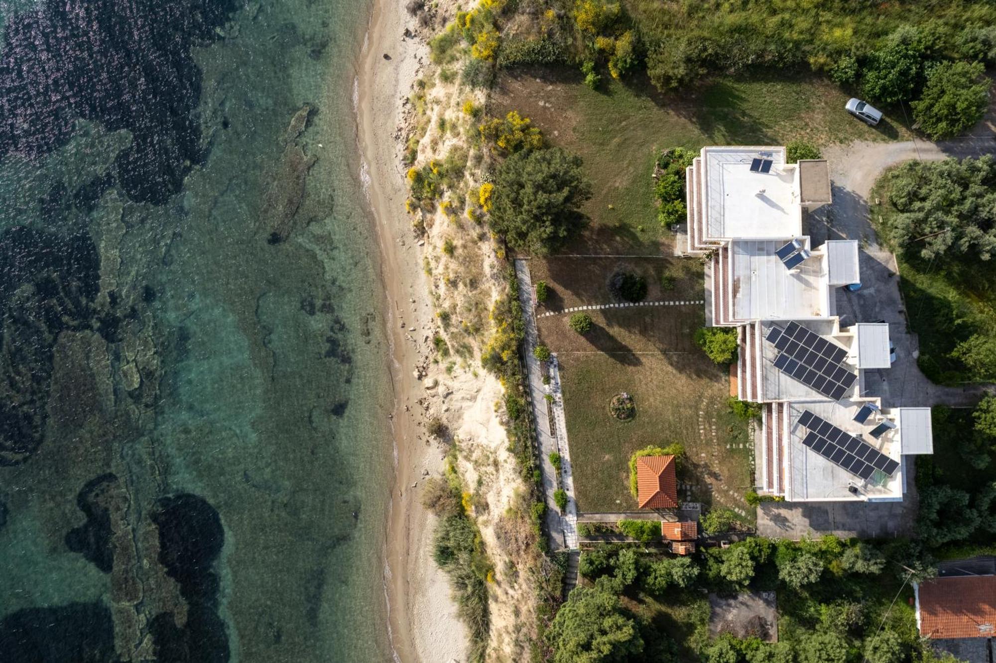Sunshine House Offering Spectacular Views To Olymp A Apartamento Néa Iráklia Exterior foto